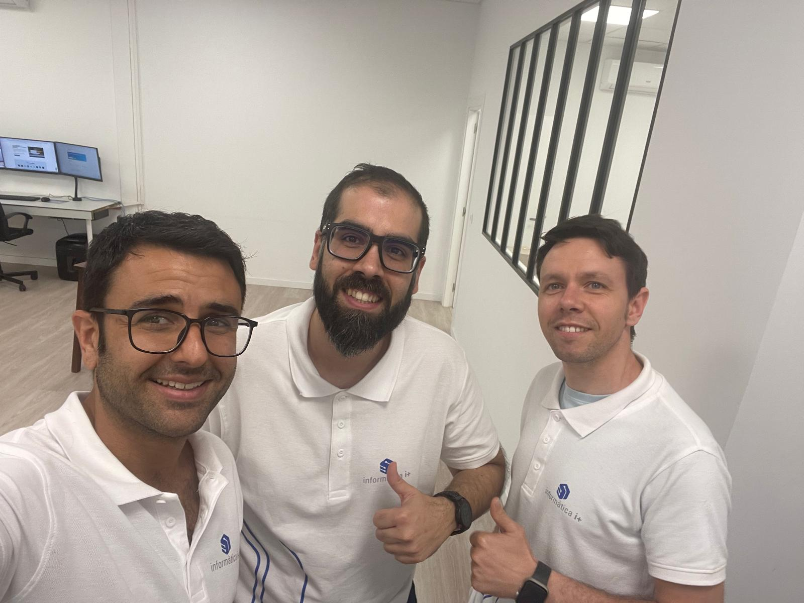 Equipo de informàtica i més